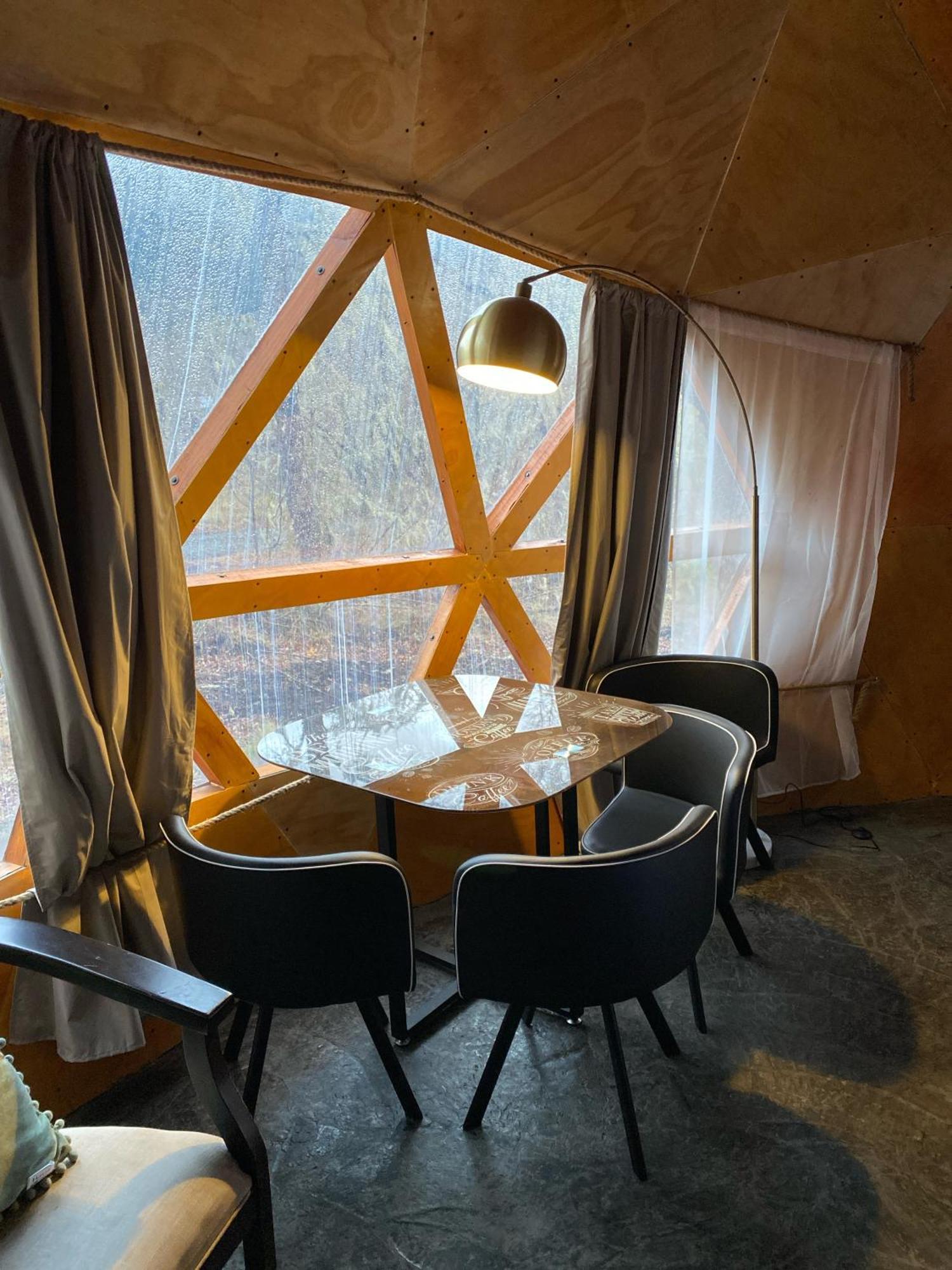 Chalet Domo & Tinaja El Granero